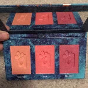 🎄🌲Alamar Cosmetics Blush Trio